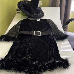 Witch costume for girls